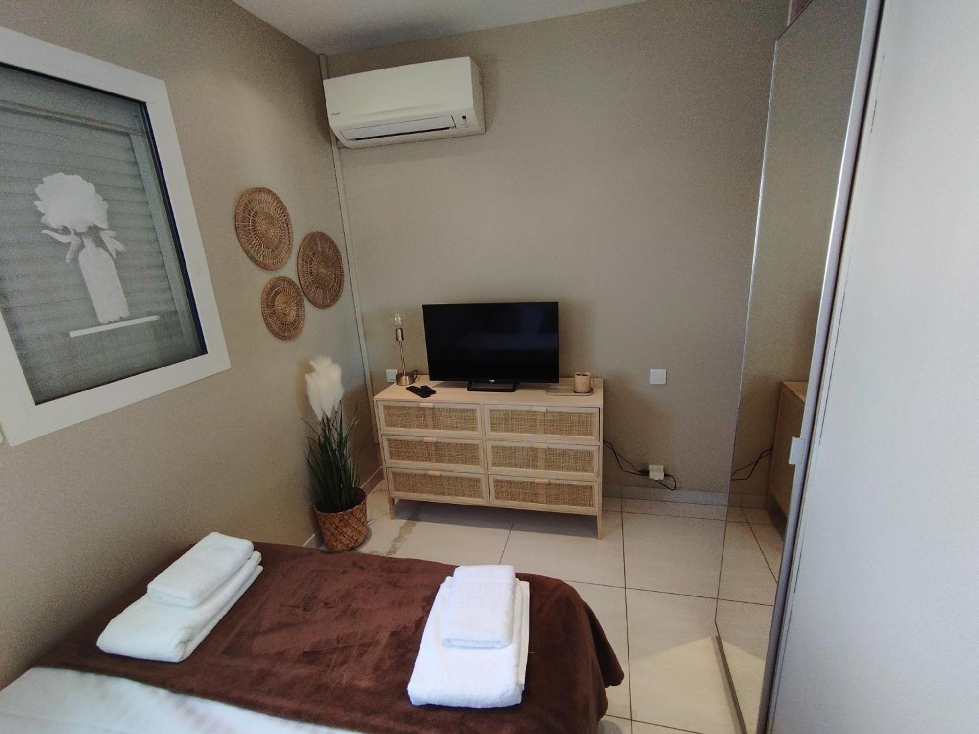 Cannes Palm Beach Parking, Clim, Wifi Plage 2' A Pieds Exteriör bild